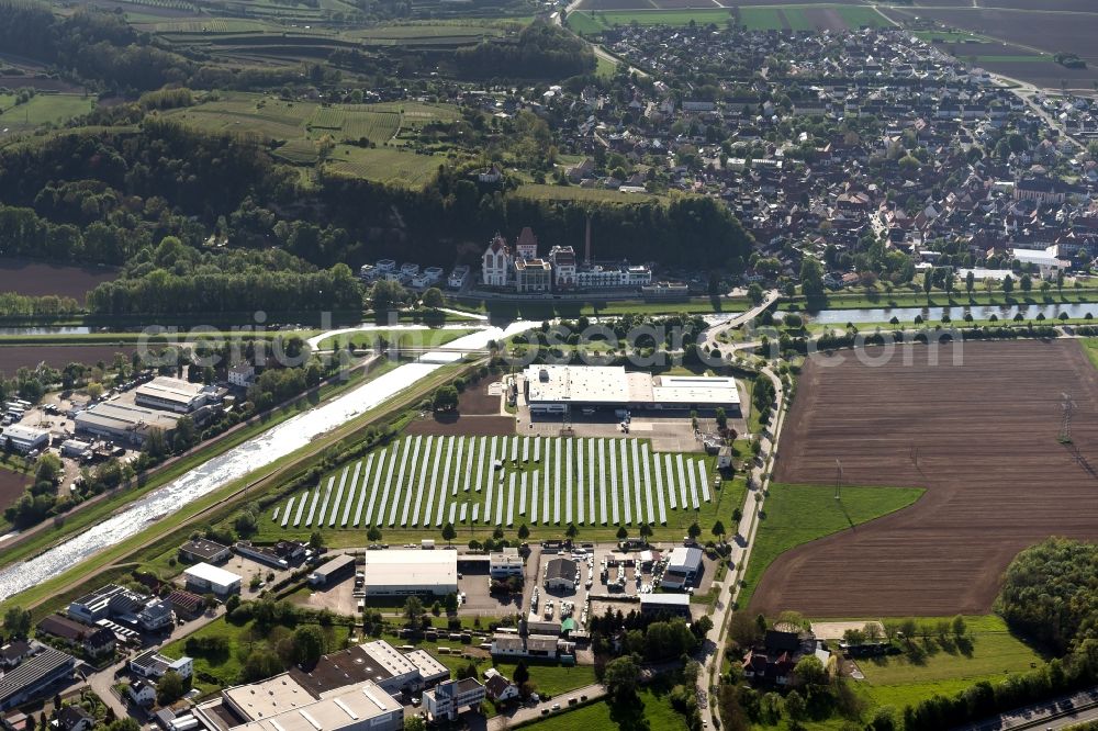 Riegel am Kaiserstuhl from the bird's eye view: Channel flow and river banks of the waterway shipping of Elz in Riegel am Kaiserstuhl in the state Baden-Wuerttemberg