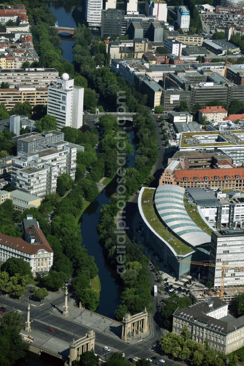 Berlin from above - Channel flow and river banks of the waterway shipping Landwehrkanal in Berlin