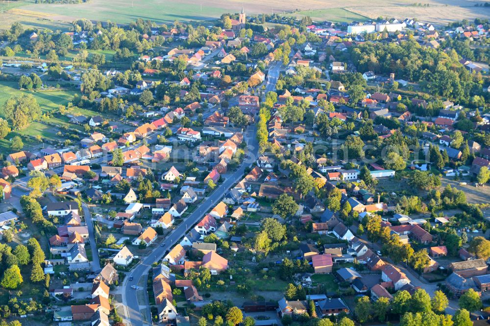 Eldena from above - Channel flow and river banks of the waterway shipping MEW Mueritz-Elde-Wasserstrasse in Eldena in the state Mecklenburg - Western Pomerania, Germany