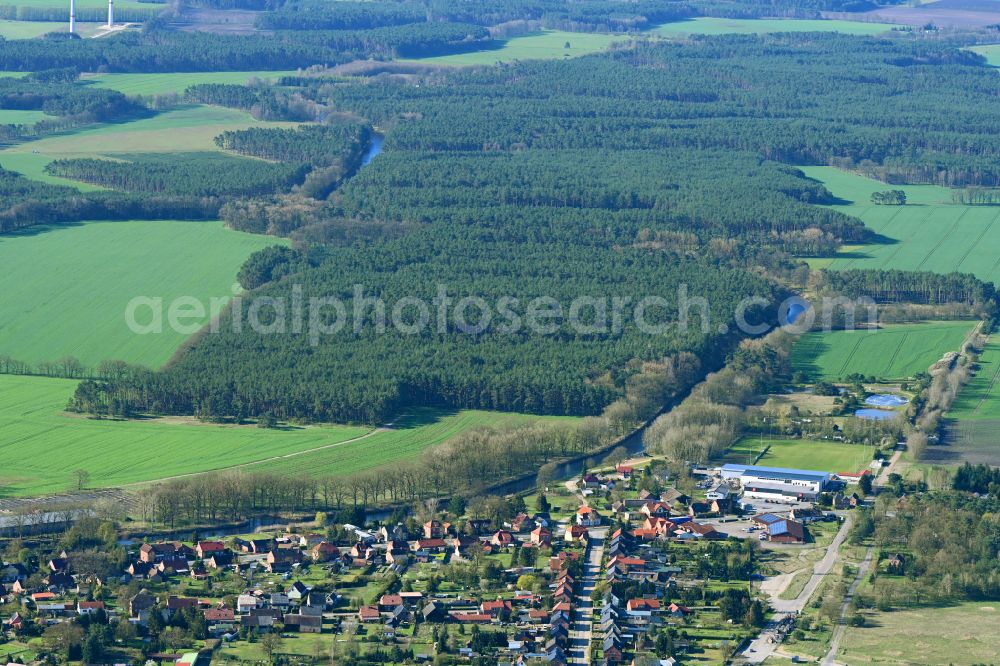 Eldena from above - Channel flow and river banks of the waterway shipping MEW Mueritz-Elde-Wasserstrasse in Eldena in the state Mecklenburg - Western Pomerania, Germany