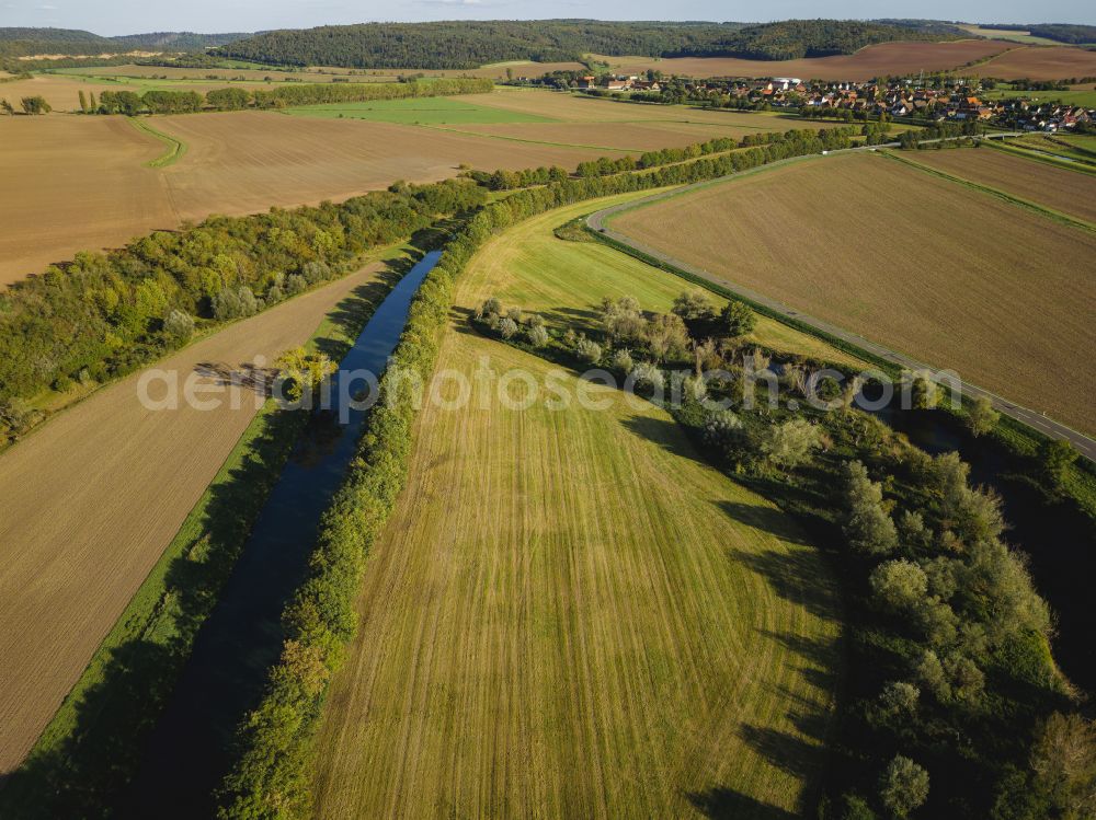 Aerial image Wendelstein - Channel flow and river banks of the waterway shipping of Unstrut on street L214 in Wendelstein in the state Saxony-Anhalt, Germany