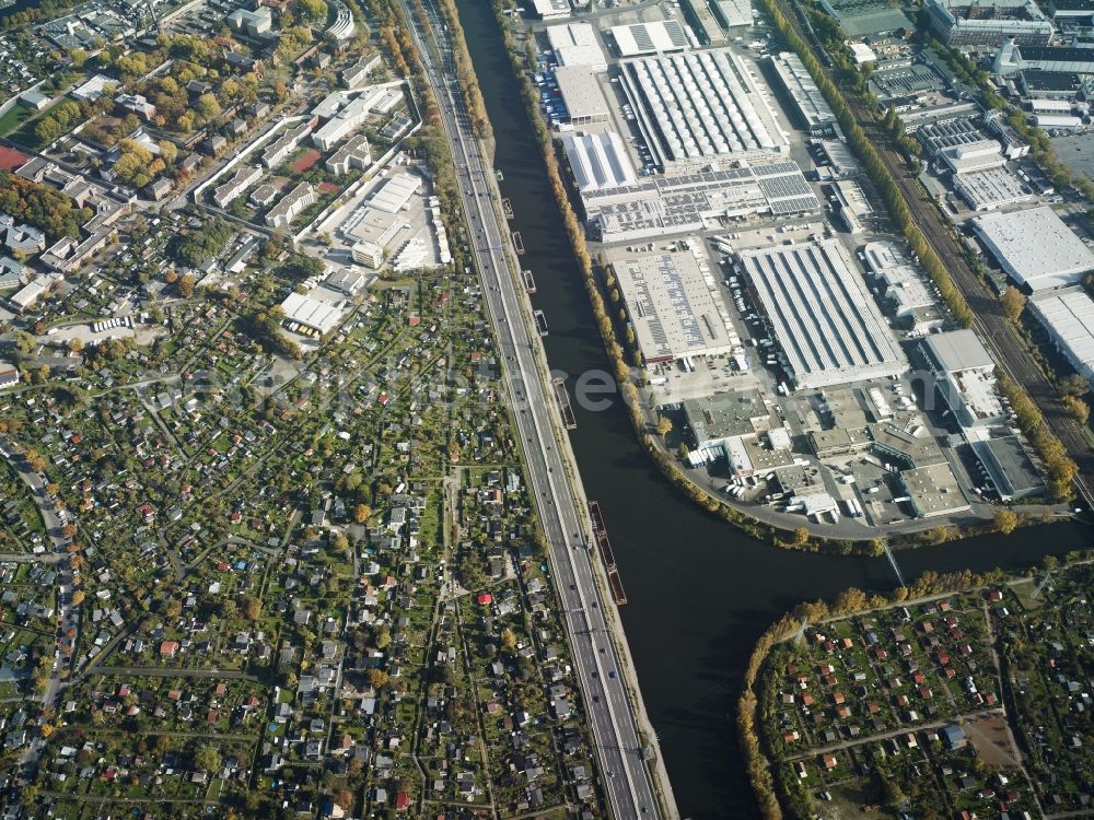 Berlin from the bird's eye view: Channel flow and river banks of the waterway shipping Westhafenkanal in Berlin