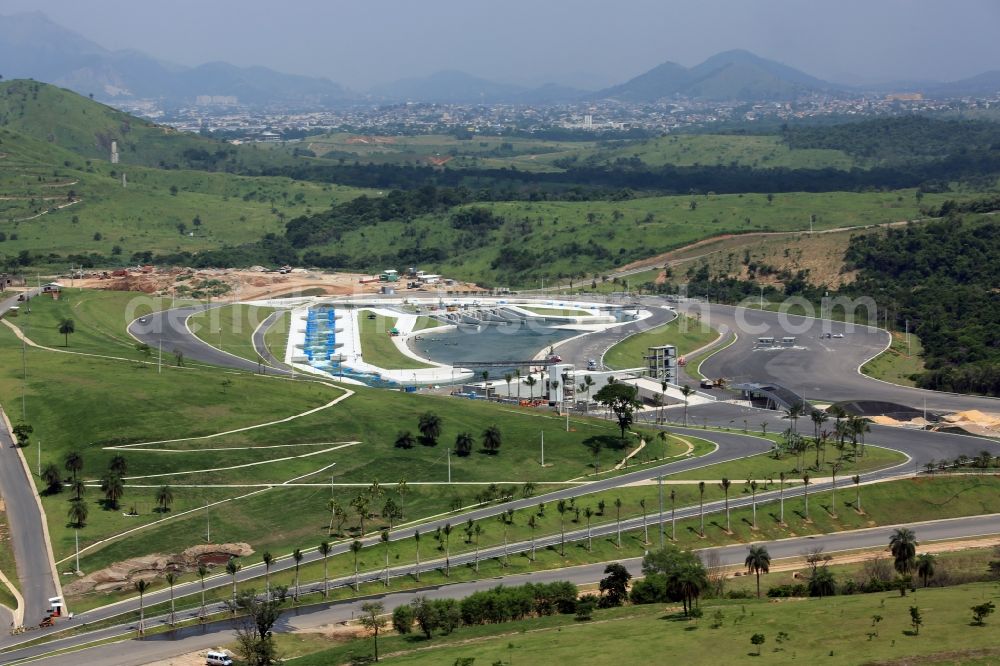 Rio de Janeiro from the bird's eye view: Canoe race track at the Olympic Park before the summer playing games of XXXI. Olympics in Rio de Janeiro in Rio de Janeiro, Brazil