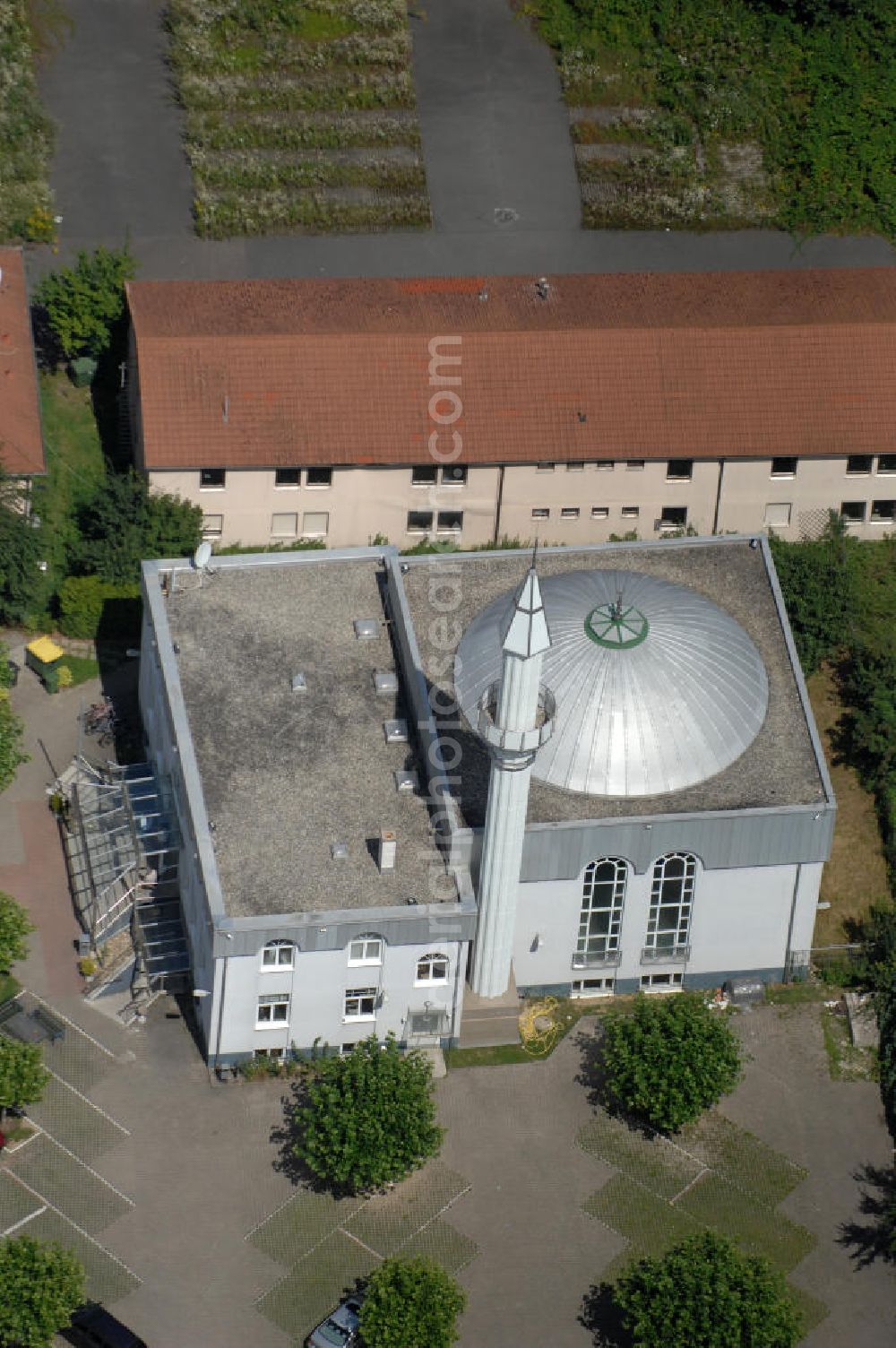 Aerial image Wiesloch - Blick auf die Kanuni Sultan Süleyman Camii. Die Moschee wurde 1995 eröffnet, der Gottesdienst findet in türkischer Sprache statt. Sie gehört dem Dachveband Türkisch-Islamische Union (DITIB) an. Kontakt: Kanuni Sultan Süleyman Camii in Wiesloch, In den Auwiesen 1, 69168 Wiesloch, Tel. 06222 / 8712