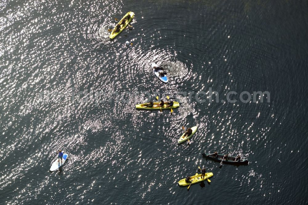 Markkleeberg from the bird's eye view: Canoeists - ride and training Kanupark in Markkleeberg in the state Saxony