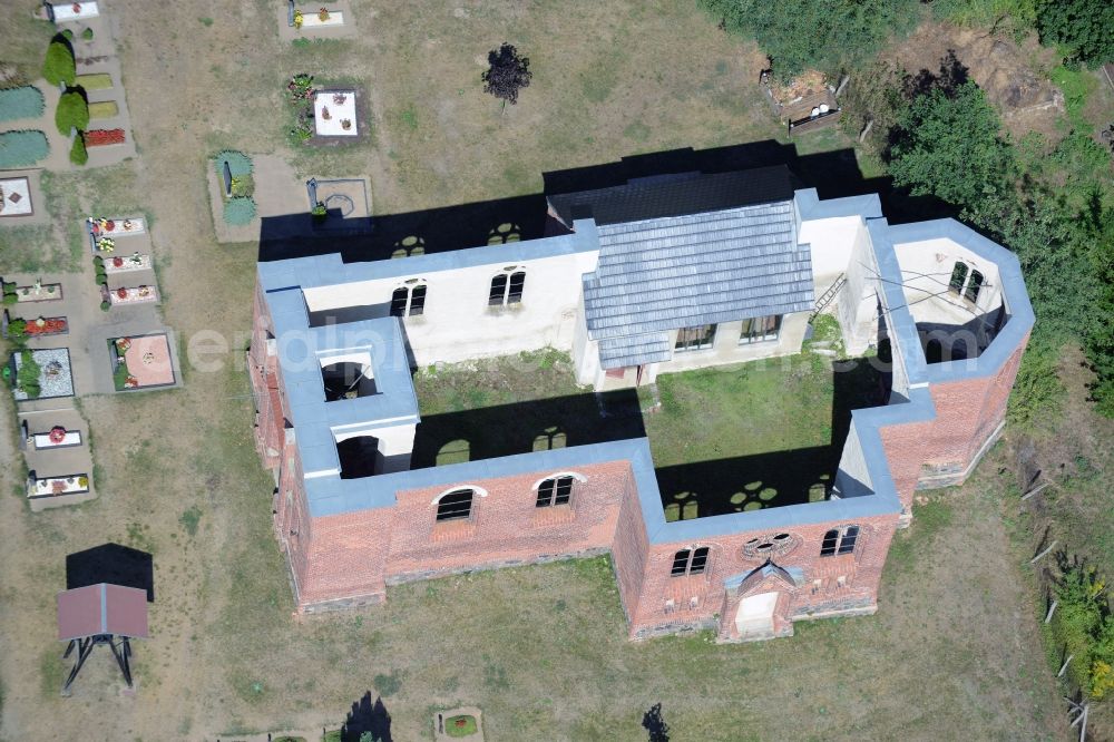 Aerial image Schönfließ - Chapel on the grounds of the cemetery - military cemetery in Schoenfliess in the state Brandenburg