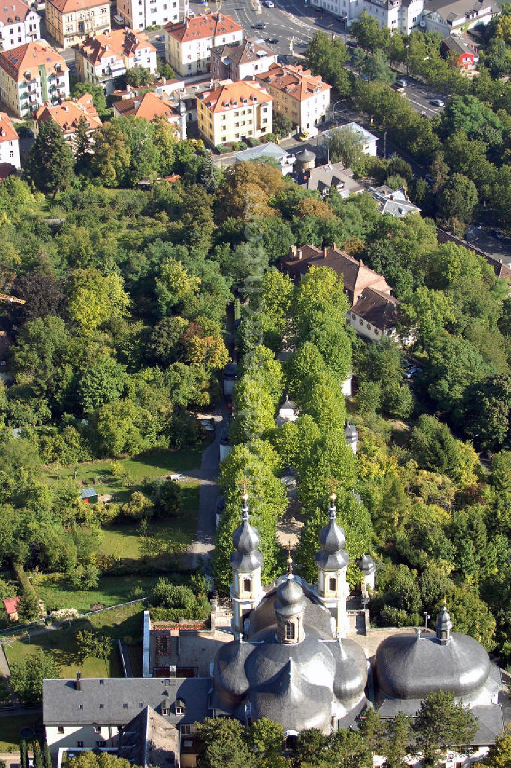 Würzburg from the bird's eye view: Blick auf das Kapuzinerkloster Käppele in Würzburg Bayern. Käppele ist der volkstümliche Name einer Wallfahrtskirche in Würzburg, die 1748 von Balthasar Neumann anstelle einer kleinen Holzkapelle errichtet wurde. Diese ging auf einen Bildstock zurück, der 1640 von einem Mainfischer in seinem Weinberg während des Dreißigjährigen Kriegs errichtet wurde. Kontakt: Kapuzinerkloster Käppele Würzburg, Nikolausberg, 97082 Würzburg, Tel. +49(0)931 72670, Fax +49(0)931 7843872