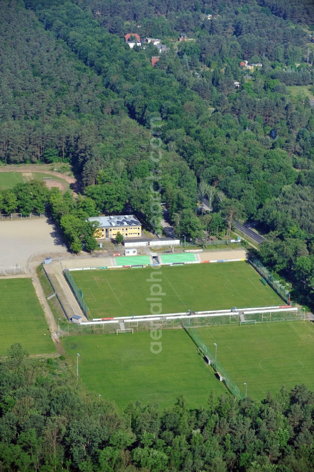 Aerial photograph Fürstenwalde - Karl-Friedrich-Friesen-Stadium Fürstenwalde in the state Brandenburg