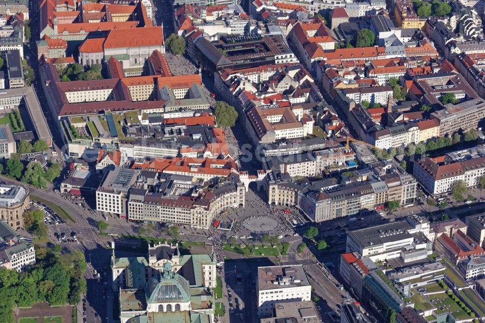 München from the bird's eye view: Karlsplatz- Stachus place in downtown Munich in the state Bavaria