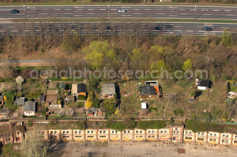 Magdeburg from above - Blick auf die Kasematten an der Maybachstraße, der Westwall. Eine Kasematte ist ein vor Artilleriebeschuss geschütztes unterirdisches Gewölbe im Festungsbau. Auf den Kasematten befindet sich eine Kleingartenanlge und im Hintergrund die Schnellstraße / Tangente welche quer durch Magdeburg führt.