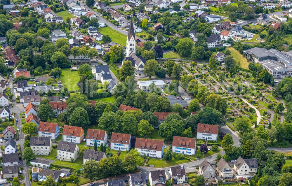 Aerial photograph Wickede (Ruhr) - Aerial view of the catholic parish church Saint Anthony of Padua and catholic cemetery in Wickede (Ruhr) in the German state North Rhine-Westphalia, Germany