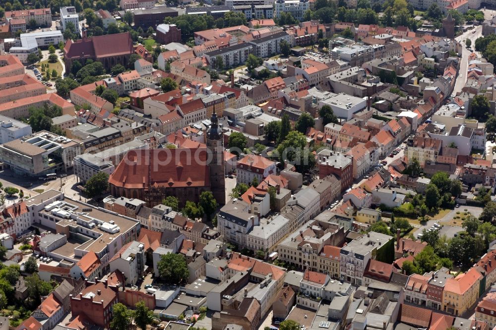 Aerial image Brandenburg an der Havel - Sankt Katharinen in Brandenburg an der Havel in the State of Brandenburg is a three-naved late Gothic Hall church and the Evangelical Parish Church of the new town in Brandenburg an der Havel. It is a masterpiece of North German brick Gothic, and the largest church in the city