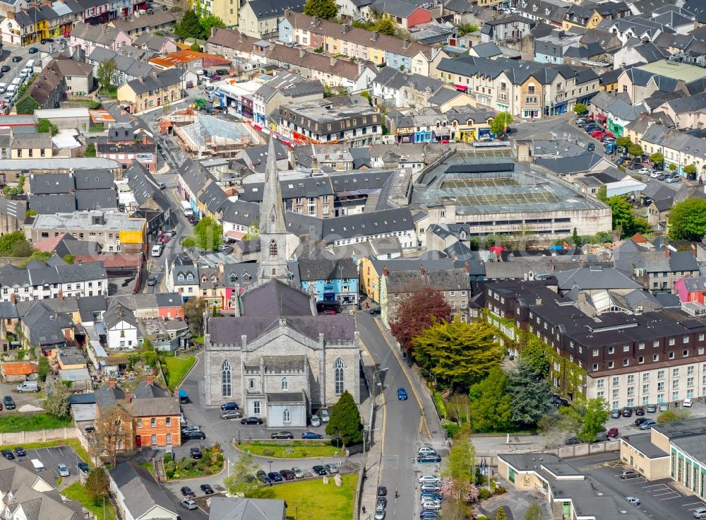 Aerial photograph Ennis - Church building of the cathedral of in Ennis in Clare, Ireland