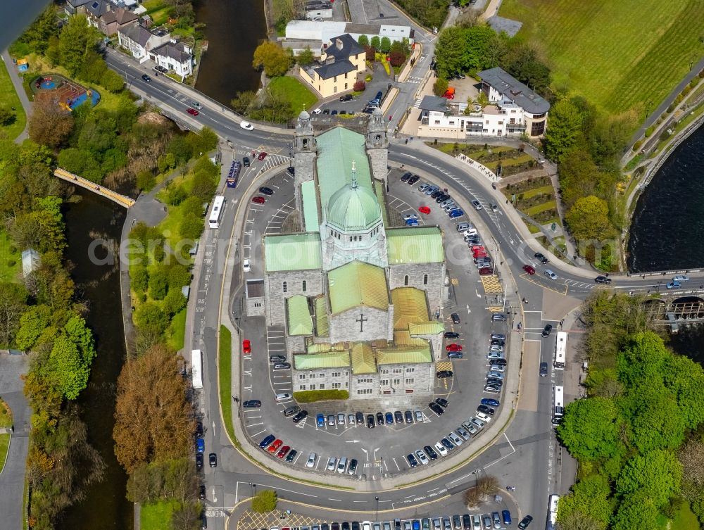 Galway from the bird's eye view: Church building of the cathedral of Galway, Ireland