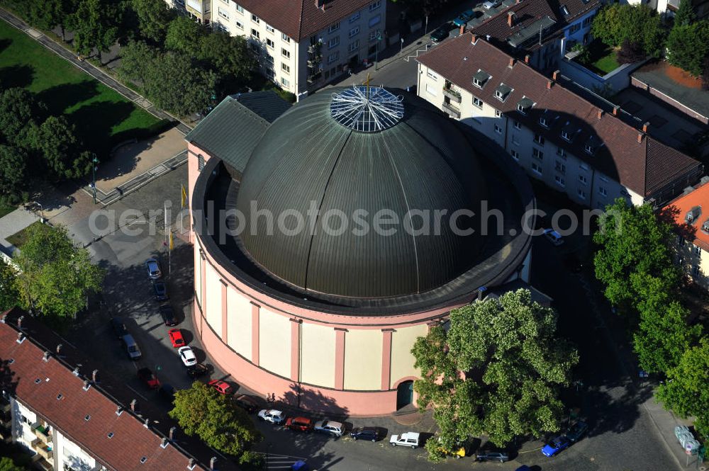 Darmstadt from the bird's eye view: Die katholische Kirche St. Ludwig in Darmstadt in Hessen. Sie wurde vom Architekt Georg Moller entworfen und zu großen Teilen vom Großherzog Ludwig I finanziert. Sie ist nach ihm benannt. The catholic church St. Ludwig in Darmstadt, Hesse was constructed by Georg Moller. Grand Duke Ludwig I payed a large amount of money for the construction so it was named after him.