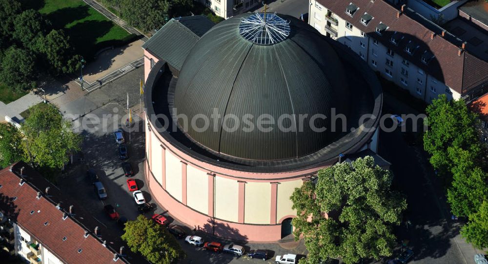 Aerial image Darmstadt - Die katholische Kirche St. Ludwig in Darmstadt in Hessen. Sie wurde vom Architekt Georg Moller entworfen und zu großen Teilen vom Großherzog Ludwig I finanziert. Sie ist nach ihm benannt. The catholic church St. Ludwig in Darmstadt, Hesse was constructed by Georg Moller. Grand Duke Ludwig I payed a large amount of money for the construction so it was named after him.