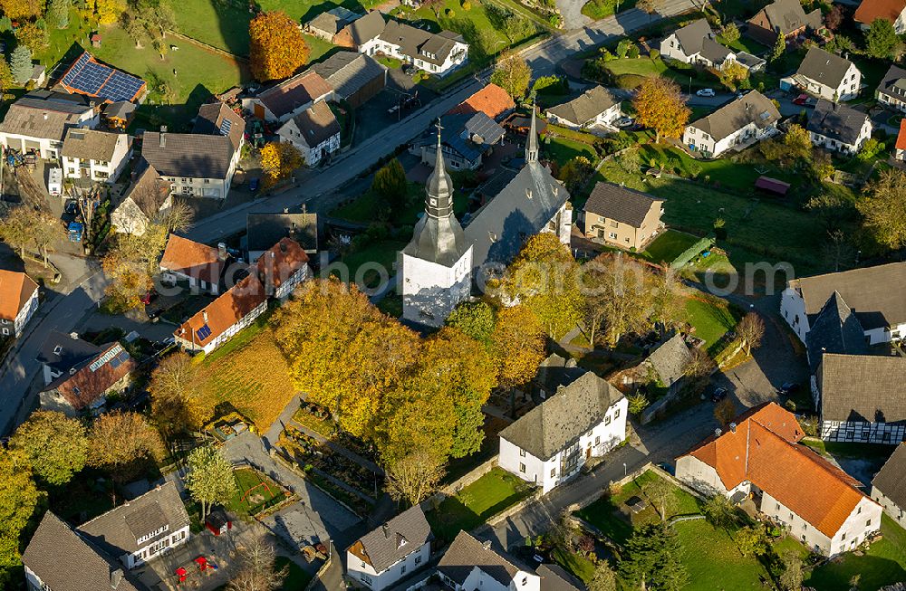 Rüthen from the bird's eye view: View of the parish church St. Gervasius and Protasius at Stefanusstrasse in the Altenrüthen district of Ruethen in the state North Rhine-Westphalia