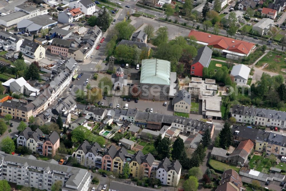 Aerial image Trier - Catholic kindergarten Heiligkreuz in the district of Trier-South in Trier in Rhineland-Palatinate