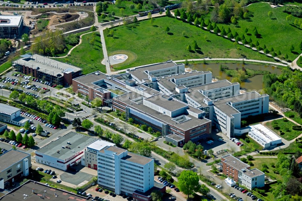 Aerial image Erfurt - Hospital grounds of the Clinic Katholisches Krankenhaus St. Johann Nepomuka in the district Windischholzhausen in Erfurt in the state Thuringia, Germany