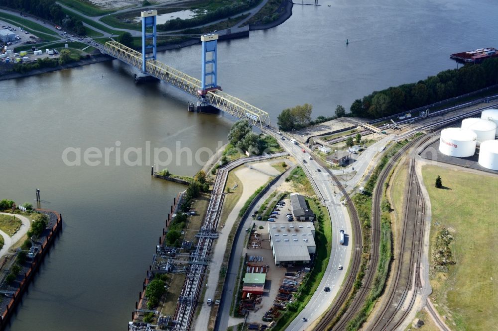 Hamburg from the bird's eye view: Kattwykdamm with Kattwykbridge and ramp in Hamburg-Wilhelmsburg. A project of the Hamburg Port Authority HPA