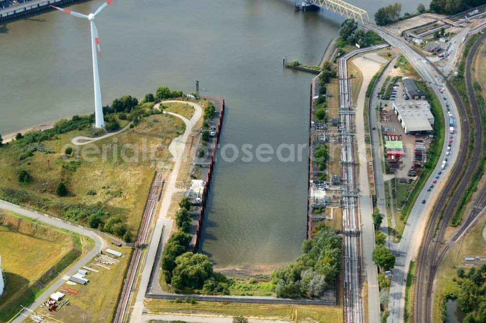 Hamburg from the bird's eye view: Kattwykdamm with Kattwykbridge and ramp in Hamburg-Wilhelmsburg. A project of the Hamburg Port Authority HPA