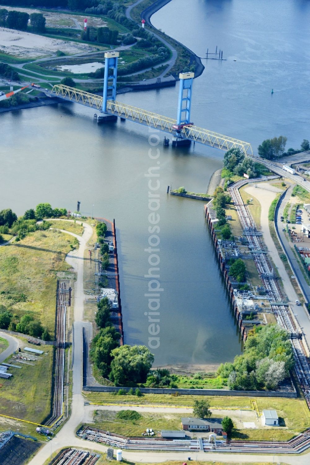 Aerial image Hamburg - Kattwykdamm with Kattwykbridge and ramp in Hamburg-Wilhelmsburg. A project of the Hamburg Port Authority HPA