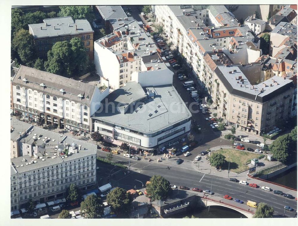 Berlin - Kreuzberg from above - Kaufhaus FOX am Cottbusser Damm 1 in Berlin - Kreuzberg.