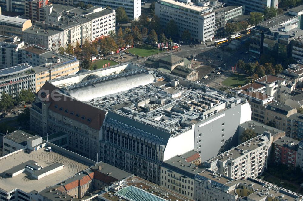 Aerial image Berlin - Blick auf das KaDeWE , das Kaufhaus des Westens am Wittenbergplatz in Berlin - Charlottenburg. Das Ka De We ist ein deutsches Luxuswarenhaus, das von Adolf Jandorf gegründet und am 27. März 1907 eröffnet wurde. Es ist heute mit 60.000 m² Verkaufsfläche das größte Warenhaus Kontinentaleuropas. Es befindet sich in der Tauentzienstraße in Berlin-Schöneberg am Wittenbergplatz und ist das bekannteste Warenhaus Deutschlands. Das KaDeWe gehört bisher zum Arcandor-Konzern, der am Rande der Insolvenz steht.