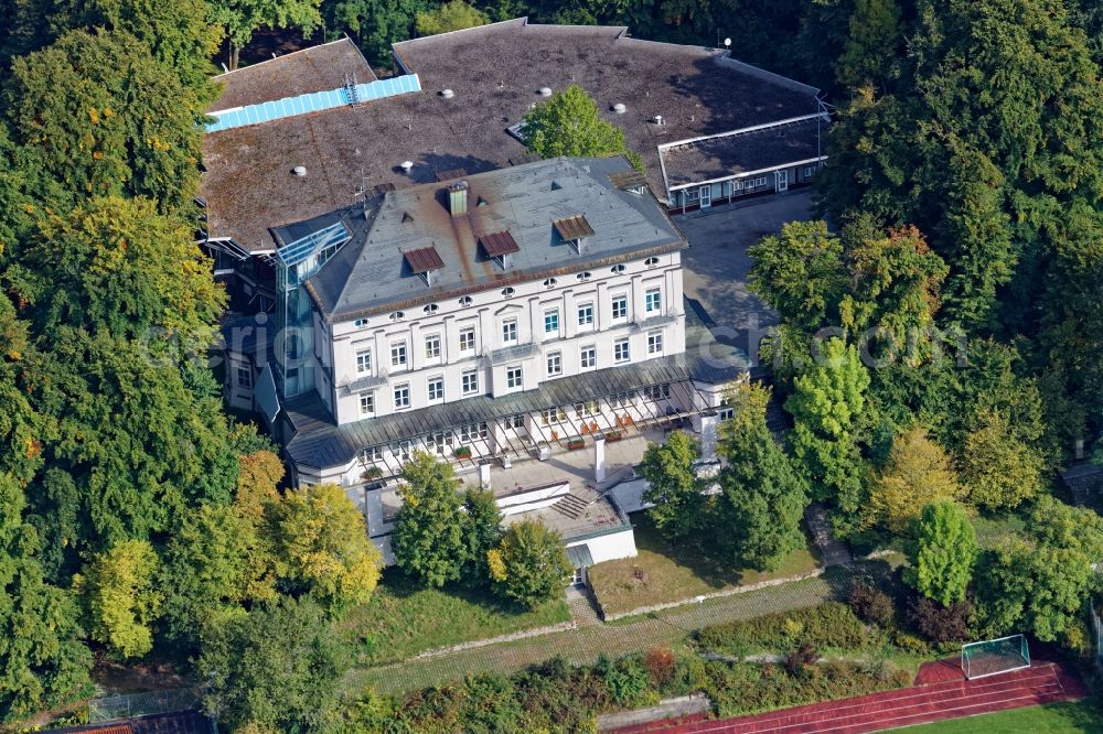 Aerial image Berg - Hospital grounds of the Clinic Rottmannshoehe in Berg in the state Bavaria, Germany