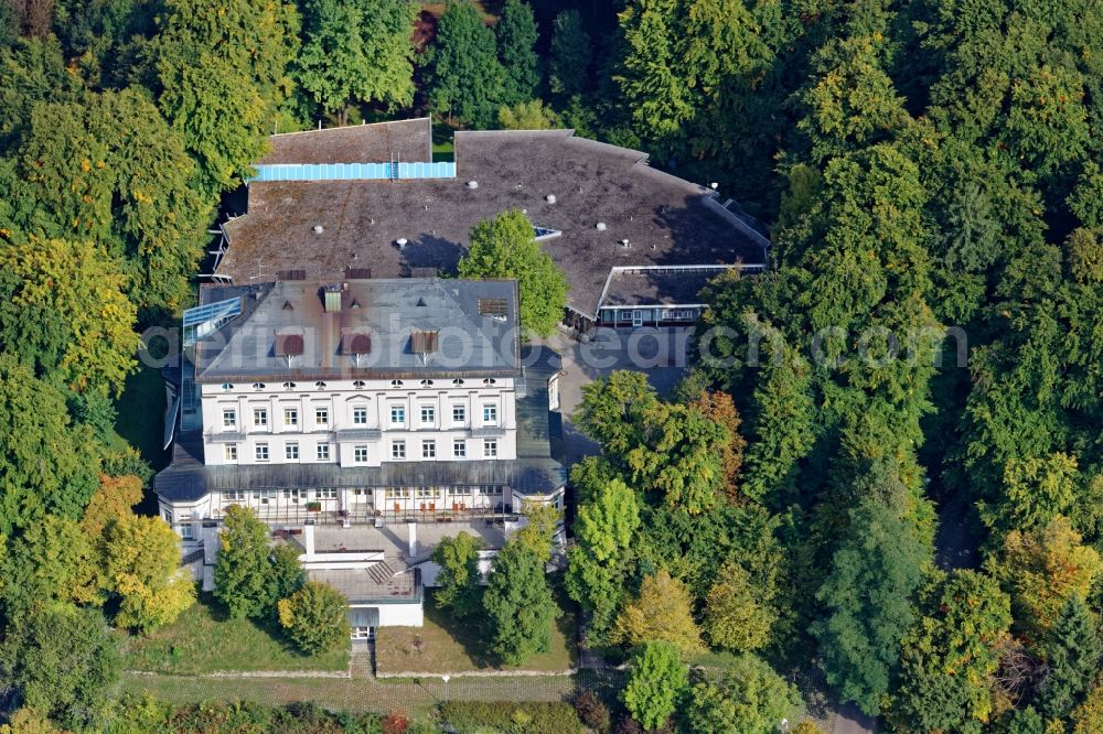 Aerial photograph Berg - Hospital grounds of the Clinic Rottmannshoehe in Berg in the state Bavaria, Germany