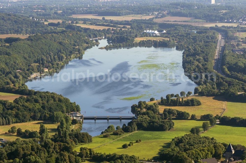 Hattingen from the bird's eye view: Kemnade lake seen from Hattingen overlooking the surrounding landscape near Hattingen in the state of North Rhine-Westphalia