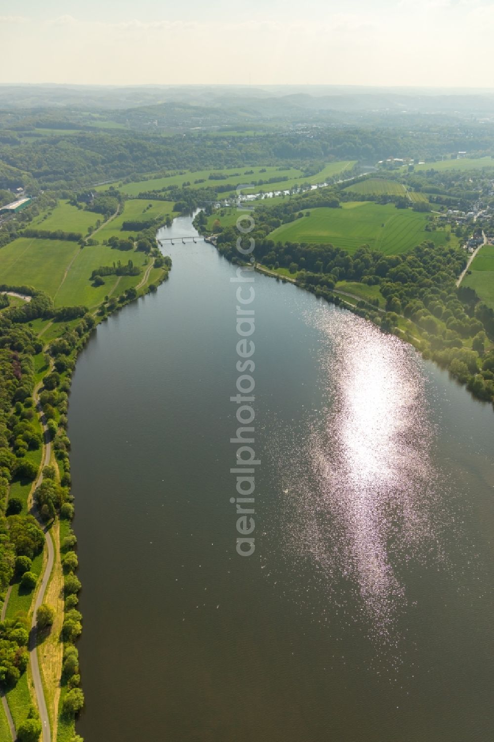 Aerial image Witten - Ruhr reservoir Kembader See with riparian areas in Witten near Bochum in the state North Rhine-Westphalia, Germany