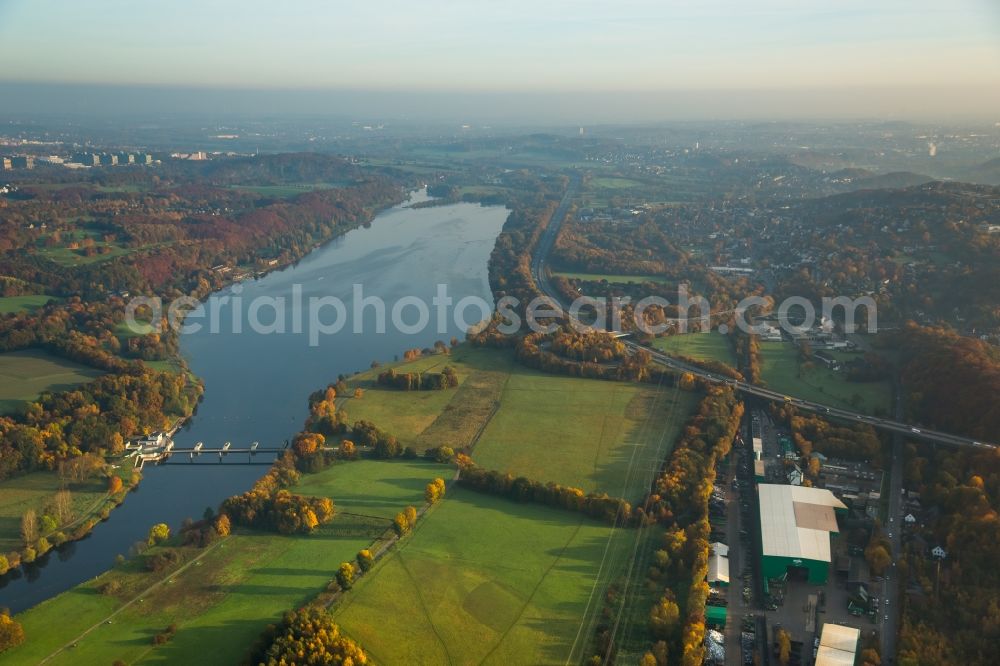 Herbede from the bird's eye view: Articifial barrier lake Kemnader Lake in Herbede in the state of North Rhine-Westphalia