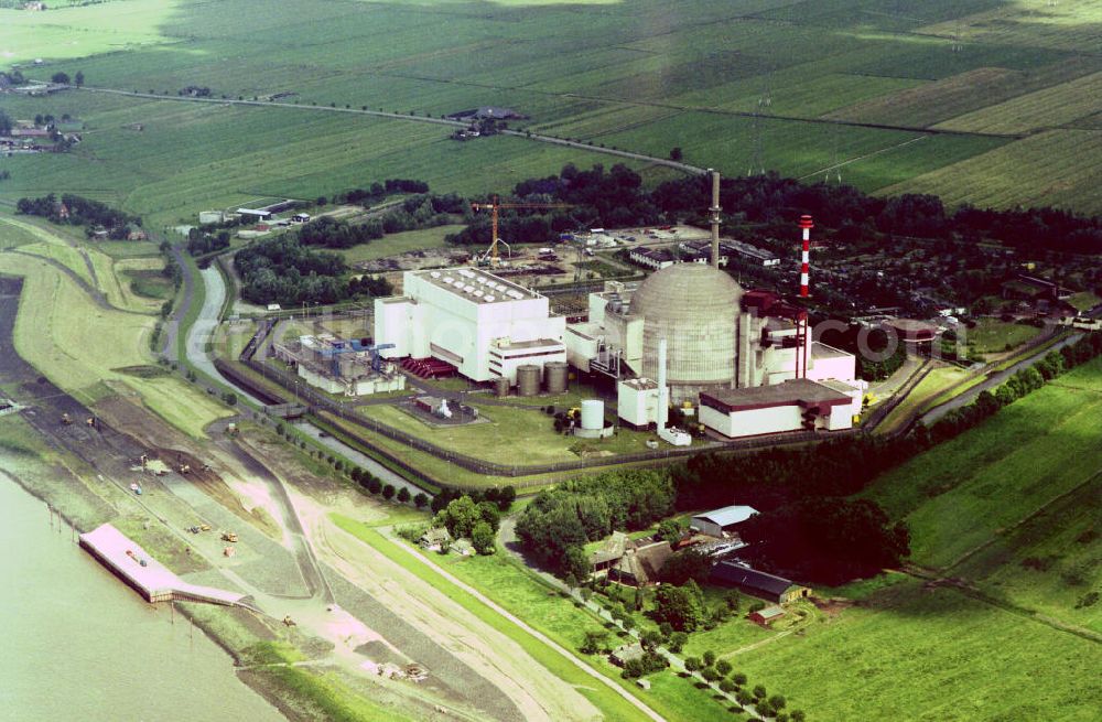 Aerial photograph Brokdorf - Kernkaftwerk KKW / Atomkraftwerk AKW Brokdorf KBR in Schleswig-Holstein. Nuclear power station NPS / atomic power plant Brokdorf.