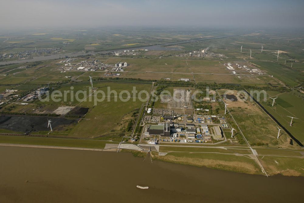 Brunsbüttel from above - Blick auf das Kernkraftwerk in Brunsbüttel in Schleswig-Holstein. Nuclear power station Brunsbüttel.