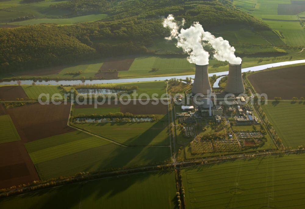 Grohnde from above - Kernkraftwerk KKW / Atomkraftwerk AKW Grohnde KWG an der Weser in Niedersachsen. Nuclear power station NPS / atomic plant Grohnde at the Weser river in Lower Saxony.