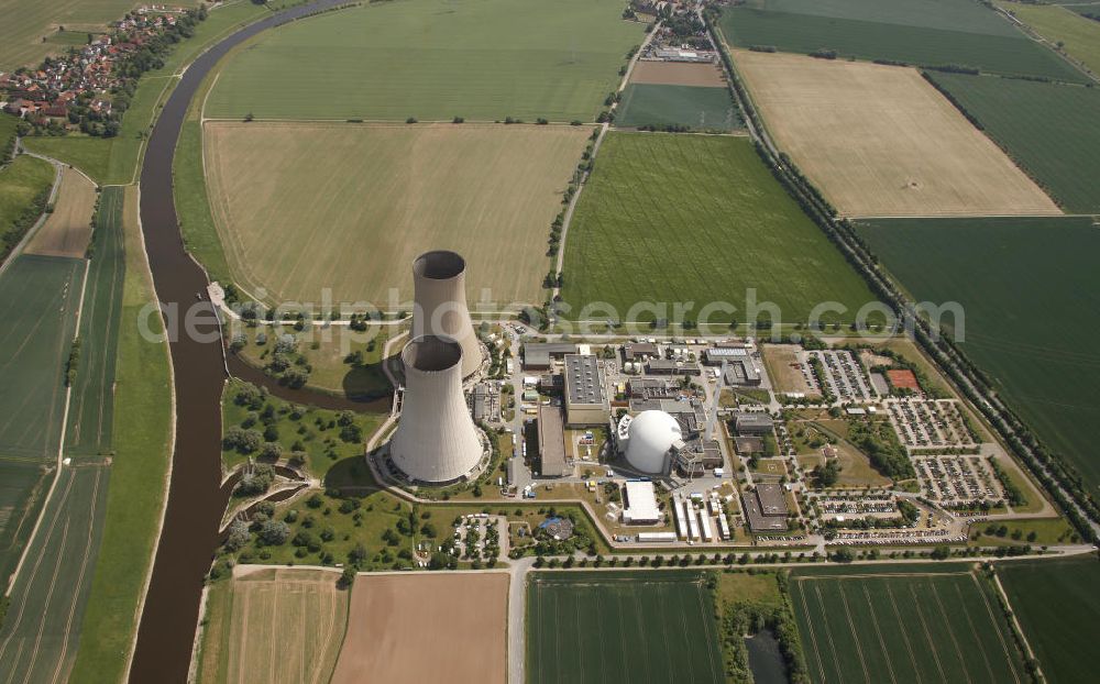 Aerial image Grohnde - Kernkraftwerk KKW / Atomkraftwerk AKW Grohnde KWG an der Weser in Niedersachsen. Nuclear power station NPS / atomic plant Grohnde at the Weser river in Lower Saxony.