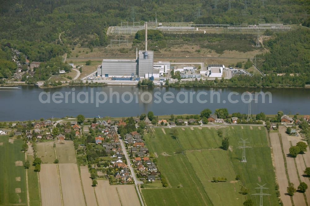 KRÜMMEL / GEESTHACHT from the bird's eye view: Blick auf das Kernkraftwerk Krümmel / Geesthacht in Schleswig-Holstein. Nuclear power station Krümmel / Geesthacht.