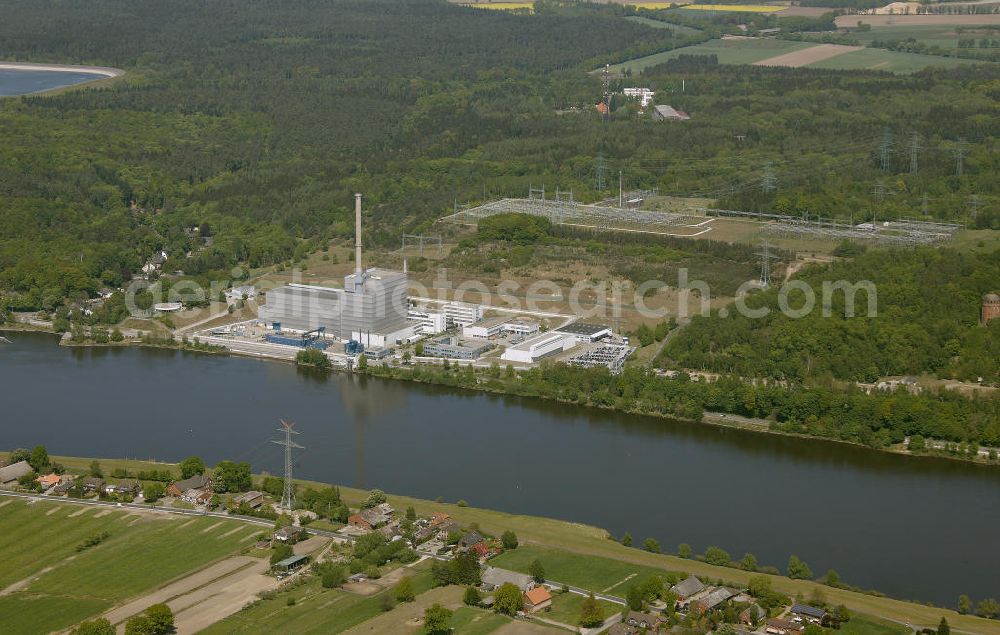 Aerial photograph KRÜMMEL / GEESTHACHT - Blick auf das Kernkraftwerk Krümmel / Geesthacht in Schleswig-Holstein. Nuclear power station Krümmel / Geesthacht.