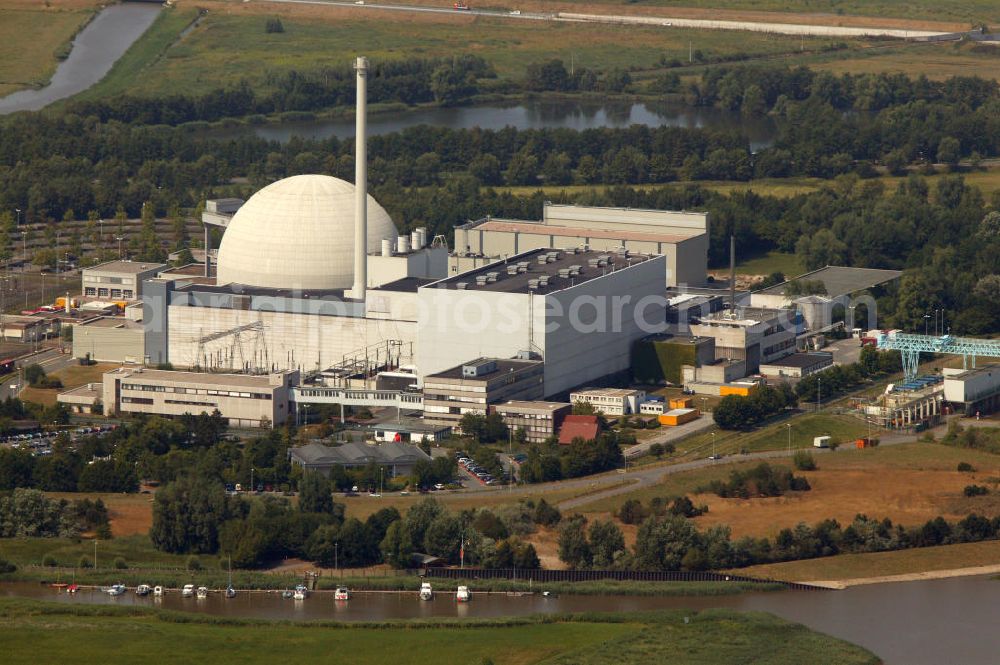 Stadland from above - Kernkraftwerk KKW / Atomkraftwerk AKW Unterweser KKU an der Weser in Niedersachsen. Nuclear power station NPS / atomic plant Unterweser at the Weser river in Lower Saxony.