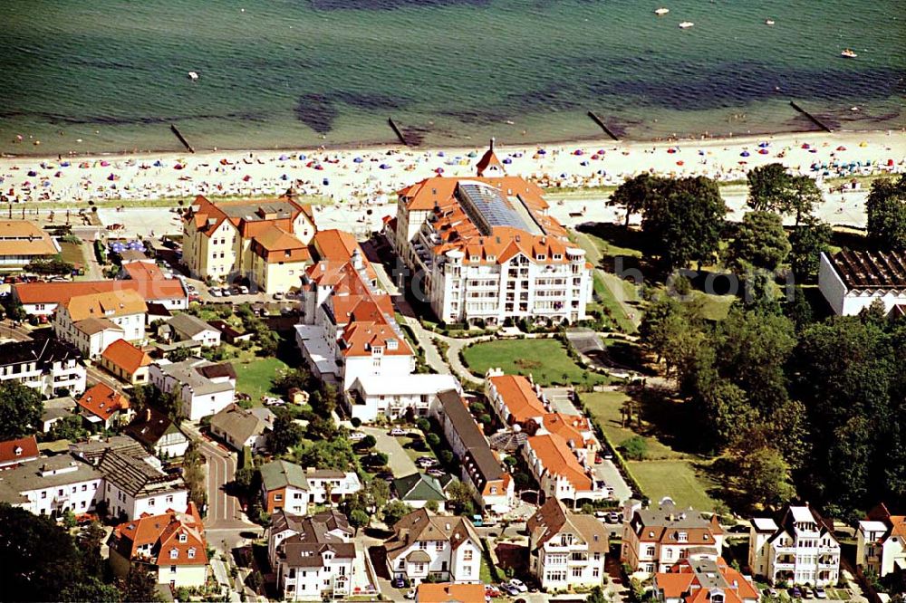 Kühlungsborn / Mecklenburg Vorpommern from above - Kühlungsborn in Mecklenburg Vorpommern Hotelneubaukomplex Appartemnethaus Meeresblick Ostseeallee 45 18225 Ostseebad Kühlingsborn KONTAKT: Karin & Peter Kreye Kirchhofstr. 5A 212 55 Tostedt wochentags von 9:00 bis 16:00 Uhr Telefon: 040 358 99 14 Fax: 040 358 99 17 Mail: Pkreye@t-online.de ab 19:00 Uhr und am Wochenende Telefon: 04182 6822 Fax: 04182 291410 Mail: Pkreye@t-online.de