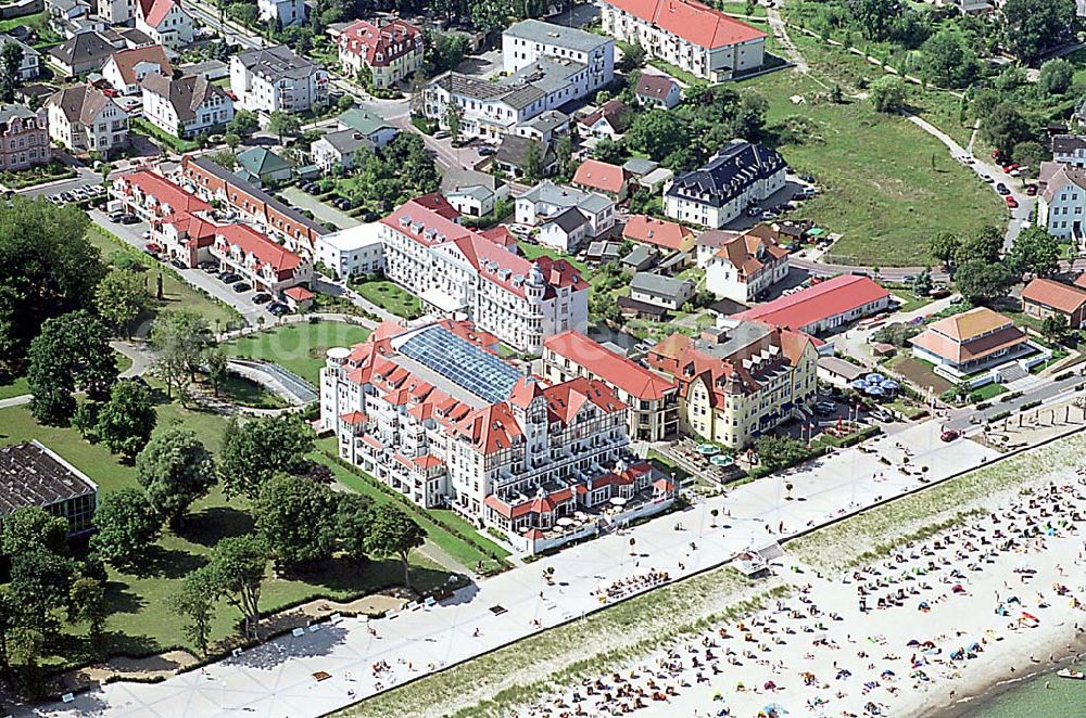 Aerial photograph Kühlungsborn / Mecklenburg Vorpommern - Kühlungsborn in Mecklenburg Vorpommern Hotelneubaukomplex Appartemnethaus Meeresblick Ostseeallee 45 18225 Ostseebad Kühlingsborn KONTAKT: Karin & Peter Kreye Kirchhofstr. 5A 212 55 Tostedt wochentags von 9:00 bis 16:00 Uhr Telefon: 040 358 99 14 Fax: 040 358 99 17 Mail: Pkreye@t-online.de ab 19:00 Uhr und am Wochenende Telefon: 04182 6822 Fax: 04182 291410 Mail: Pkreye@t-online.de