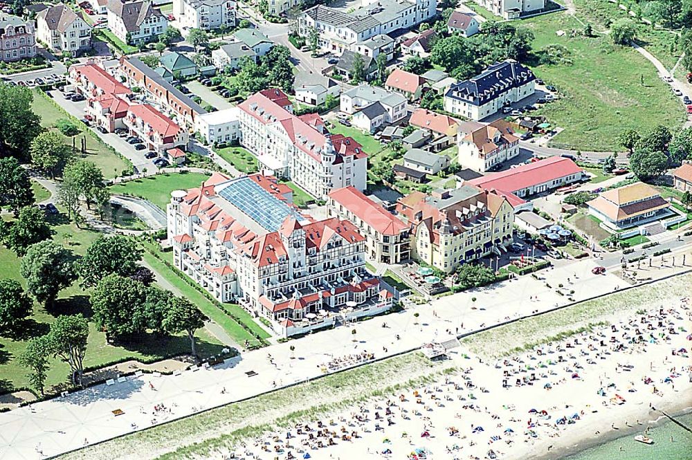 Kühlungsborn / Mecklenburg Vorpommern from above - Kühlungsborn in Mecklenburg Vorpommern Hotelneubaukomplex Appartemnethaus Meeresblick Ostseeallee 45 18225 Ostseebad Kühlingsborn KONTAKT: Karin & Peter Kreye Kirchhofstr. 5A 212 55 Tostedt wochentags von 9:00 bis 16:00 Uhr Telefon: 040 358 99 14 Fax: 040 358 99 17 Mail: Pkreye@t-online.de ab 19:00 Uhr und am Wochenende Telefon: 04182 6822 Fax: 04182 291410 Mail: Pkreye@t-online.de