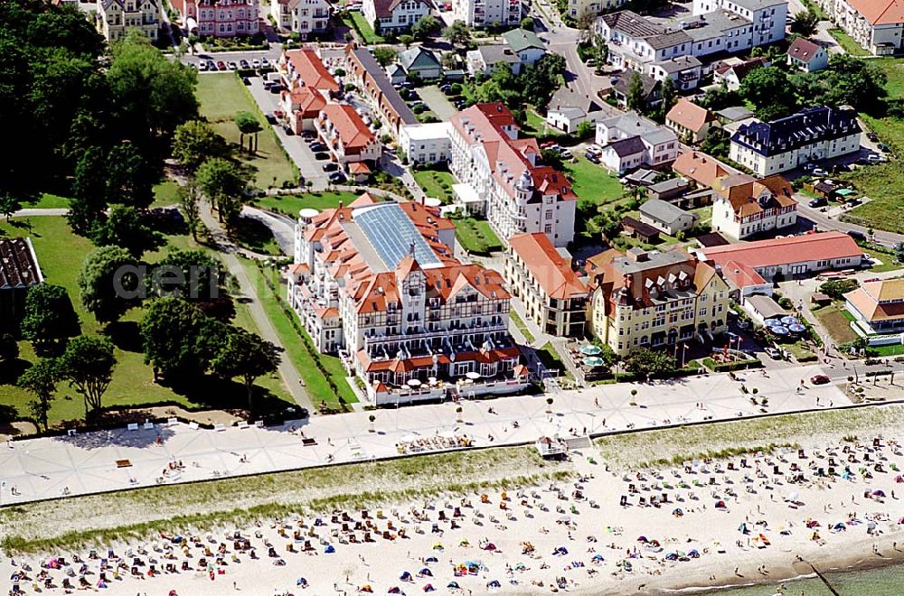 Aerial photograph Kühlungsborn / Mecklenburg Vorpommern - Kühlungsborn in Mecklenburg Vorpommern Hotelneubaukomplex Appartemnethaus Meeresblick Ostseeallee 45 18225 Ostseebad Kühlingsborn KONTAKT: Karin & Peter Kreye Kirchhofstr. 5A 212 55 Tostedt wochentags von 9:00 bis 16:00 Uhr Telefon: 040 358 99 14 Fax: 040 358 99 17 Mail: Pkreye@t-online.de ab 19:00 Uhr und am Wochenende Telefon: 04182 6822 Fax: 04182 291410 Mail: Pkreye@t-online.de