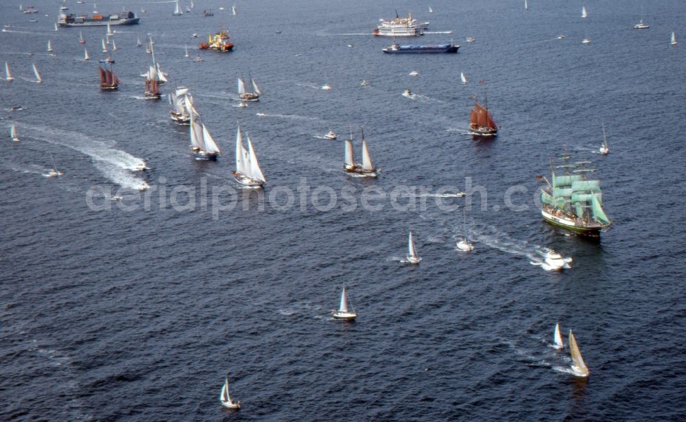 Aerial photograph Kiel - Sailboat under way auf of Kieler Foerde onlaesslich of Kieler Woche in Kiel in the state Schleswig-Holstein, Germany