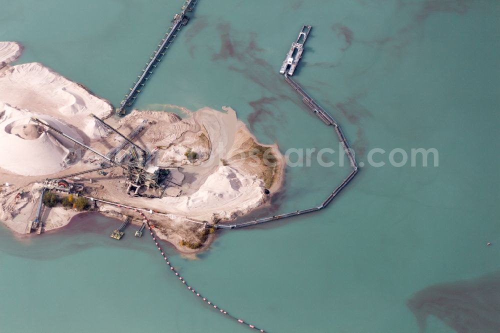 Aerial photograph Malsch - Site and tailings area of the gravel mining in Malsch in the state Baden-Wuerttemberg