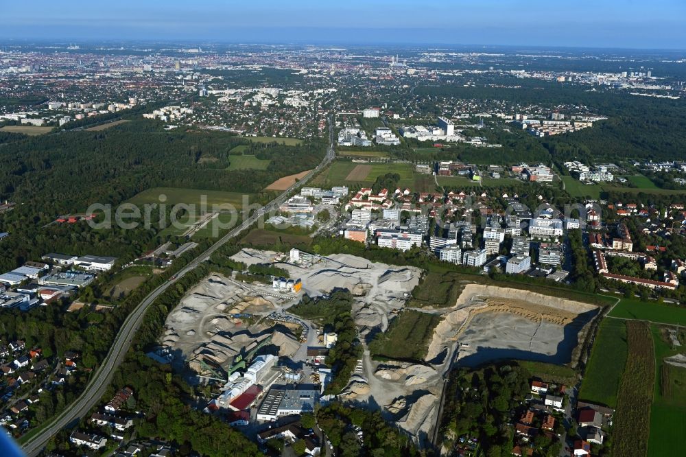 Aerial image Gräfelfing - Site and tailings area of the gravel mining of Bernhard Glueck Kies-Sand-Hartsteinsplitt GmbH in the district Lochham in Graefelfing in the state Bavaria, Germany