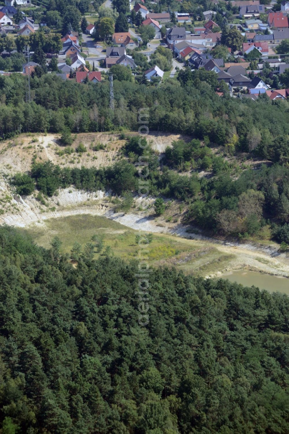 Aerial photograph Eisenhüttenstadt - Site and former tailings area of the gravel mining in Eisenhuettenstadt in the state Brandenburg