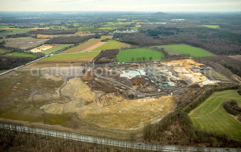 Bottrop from above - Site and tailings area of the gravel mining Kletterpoth Alter Postweg in Bottrop in the state North Rhine-Westphalia, Germany