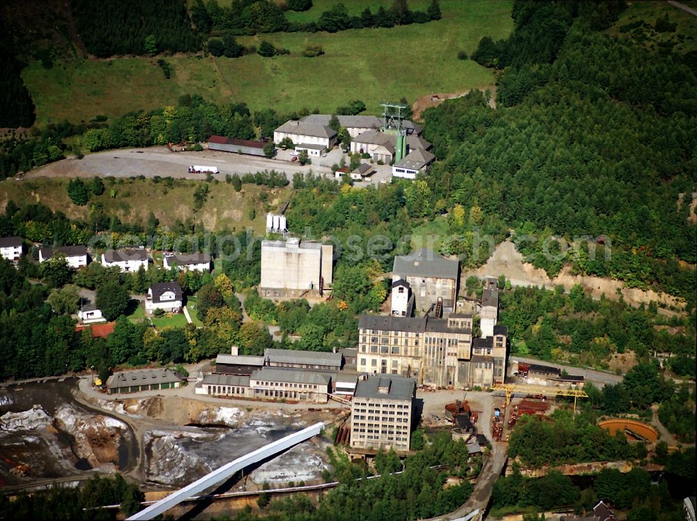 Lennestadt from above - Site and tailings area of the gravel mining in Lennestadt in the state North Rhine-Westphalia